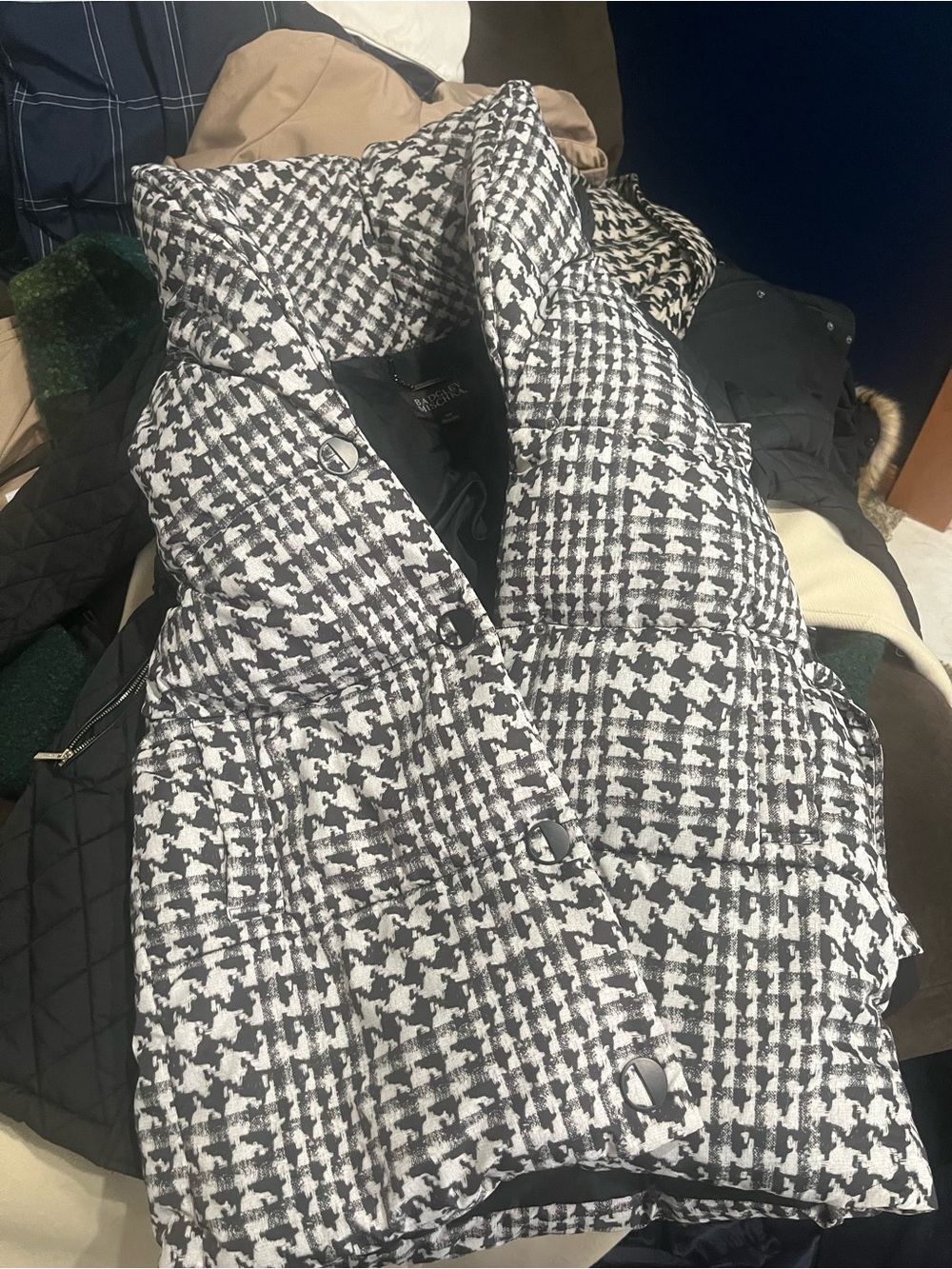 Badgley Mischka Black & White Houndstooth Puffer Jacket
